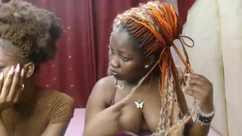 Roxy online show from April 4, 4:15 pm