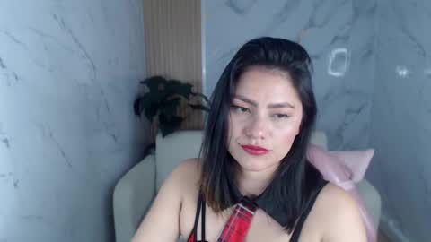 Roxy online show from March 3, 8:26 pm