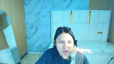 Roxy online show from April 20, 1:25 pm