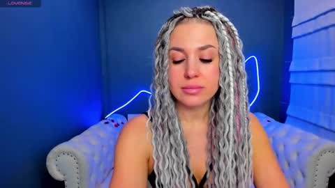 Roxy online show from February 17, 1:35 am