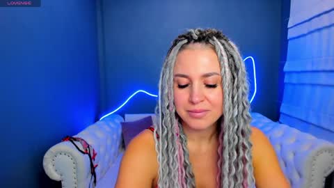 Roxy online show from April 8, 1:38 am