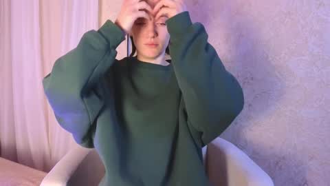 roxy_riot_ online show from February 26, 1:21 am