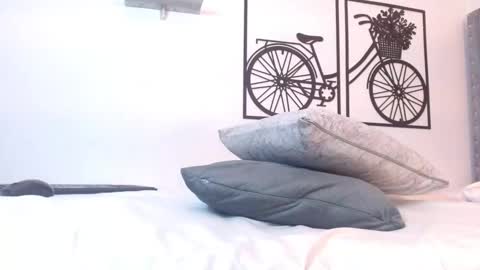 roxy_stone1 online show from February 12, 10:48 pm