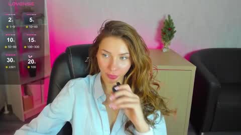 Snapshot of roxy_the_daedevill chatting on December 17, 6:24 am roxy_the_daedevill online show from December 17, 6:24 am