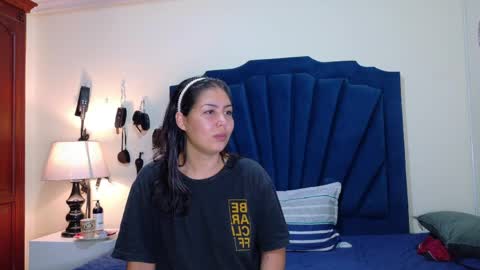 Snapshot of roxyandaron2 chatting on May 2, 1:54 am RoxyAron online show from May 2, 1:54 am