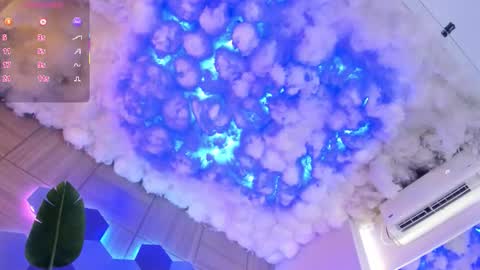 Snapshot of roxylior chatting on October 29, 7:37 pm online show from October 29, 7:37 pm