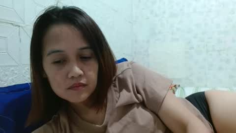 Snapshot of roxyluvv chatting on January 5, 5:27 pm roxyluvv online show from January 5, 5:27 pm