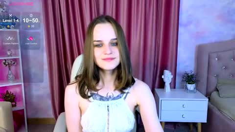 Snapshot of roxyrogue_ chatting on March 31, 1:55 pm Roxy online show from March 31, 1:55 pm