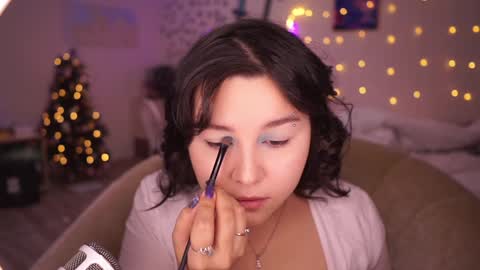 Snapshot of roxysuh chatting on January 2, 8:06 am roxysuh online show from January 2, 8:06 am