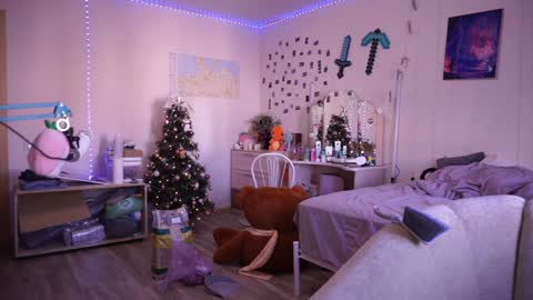 Snapshot of roxysuh chatting on February 5, 6:35 am roxysuh online show from February 5, 6:35 am