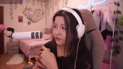 Snapshot of roxysuh chatting on May 9, 8:08 am roxysuh online show from May 9, 8:08 am