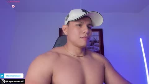 Snapshot of roy__constance chatting on September 19, 4:25 am Roy Constance online show from September 19, 4:25 am