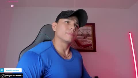 Snapshot of roy__constance chatting on September 26, 3:32 am Roy Constance online show from September 26, 3:32 am