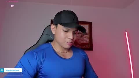 Snapshot of roy__constance chatting on September 28, 4:51 am Roy Constance online show from September 28, 4:51 am