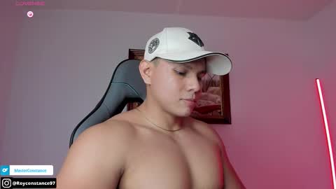 Snapshot of roy__constance chatting on October 15, 3:39 am Roy Constance online show from October 15, 3:39 am
