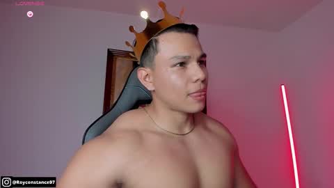 Snapshot of roy__constance chatting on November 5, 3:50 am Roy Constance online show from November 5, 3:50 am