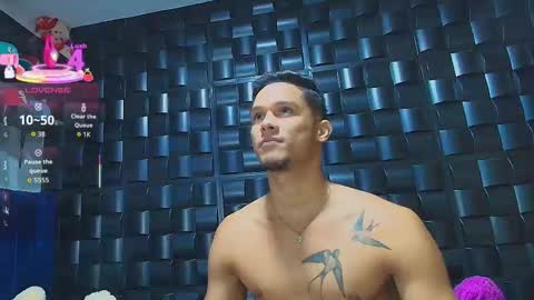 Snapshot of roy_barney chatting on October 12, 7:57 pm ANTONIO online show from October 12, 7:57 pm