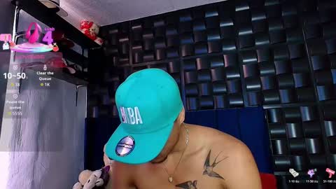 Snapshot of roy_barney chatting on October 26, 7:31 pm ANTONIO online show from October 26, 7:31 pm