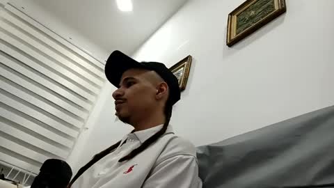 roy_master online show from October 3, 11:57 pm