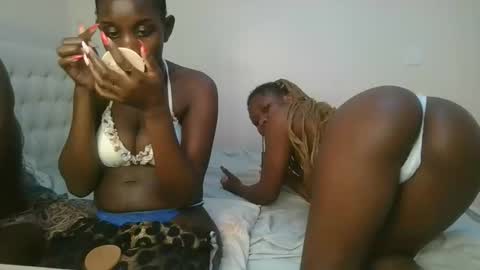 goddes online show from December 1, 1:05 pm