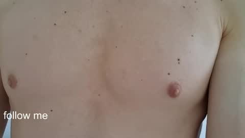 Roy online show from April 22, 1:52 am