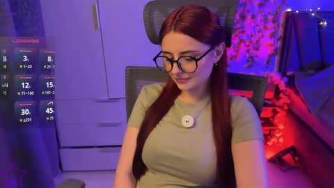 Snapshot of rozierose chatting on May 31, 10:00 pm Rose online show from May 31, 10:00 pm