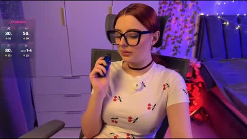 Snapshot of rozierose chatting on June 10, 9:35 pm Rose online show from June 10, 9:35 pm