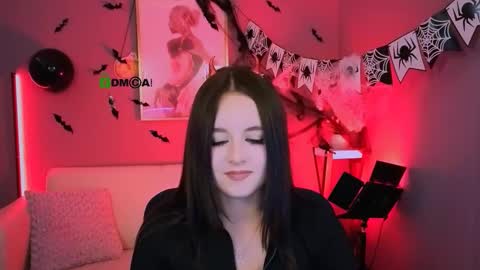 Snapshot of rozmary_ket chatting on October 24, 12:23 pm Im Rozmary nice to meet you 3 online show from October 24, 12:23 pm
