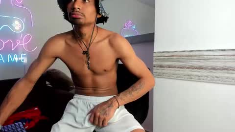 POOL online show from February 16, 9:22 pm