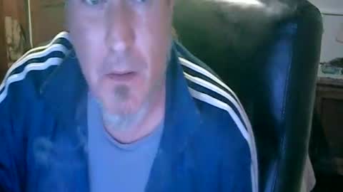 Snapshot of rrd85 chatting on May 3, 8:48 pm rrd85 online show from May 3, 8:48 pm