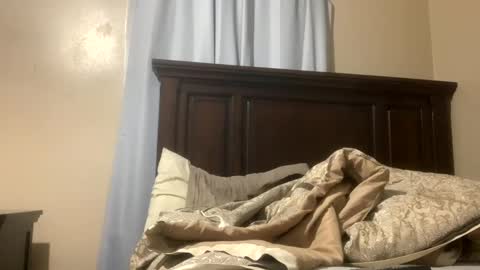 Snapshot of rrod2147 chatting on December 8, 7:15 am rrod2147 online show from December 8, 7:15 am