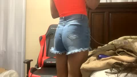 Snapshot of rrod2147 chatting on October 9, 1:14 am rrod2147 online show from October 9, 1:14 am