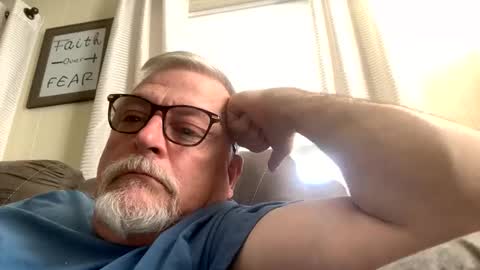 Snapshot of rs006 chatting on March 31, 6:52 pm rs006 online show from March 31, 6:52 pm