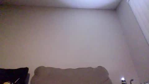 Snapshot of rubbingoneout714 chatting on January 8, 3:09 am rubbingoneout714 online show from January 8, 3:09 am