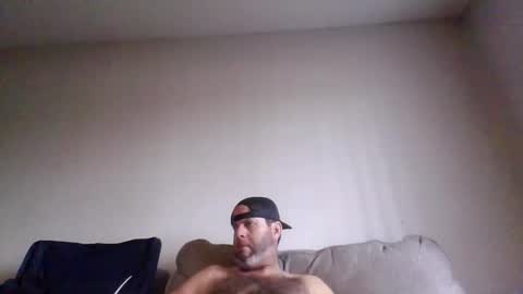 Snapshot of rubbingoneout714 chatting on February 2, 9:57 pm rubbingoneout714 online show from February 2, 9:57 pm