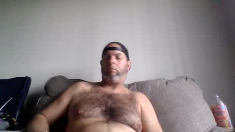 Snapshot of rubbingoneout714 chatting on February 10, 7:07 pm rubbingoneout714 online show from February 10, 7:07 pm