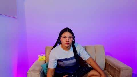 Snapshot of rubby_rossi chatting on May 21, 6:15 pm rubby online show from May 21, 6:15 pm