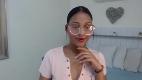 rubi_diamondk online show from April 10, 8:02 pm