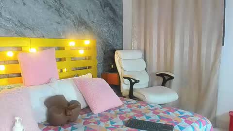 Rubi online show from February 11, 3:08 am