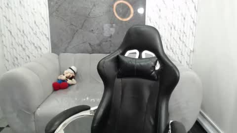 rubi_prince_b online show from February 28, 1:45 pm