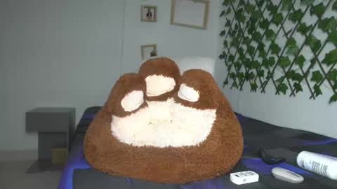 Snapshot of rubi_rouss chatting on November 12, 3:40 am rubi rouss instagran and X or tw FAV VIBES11 9 33 101 moan and explode my balls online show from November 12, 3:40 am