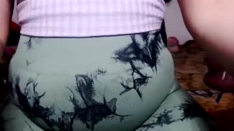 Snapshot of rubia_dirty chatting on June 24, 5:23 pm rubia_dirty online show from June 24, 5:23 pm