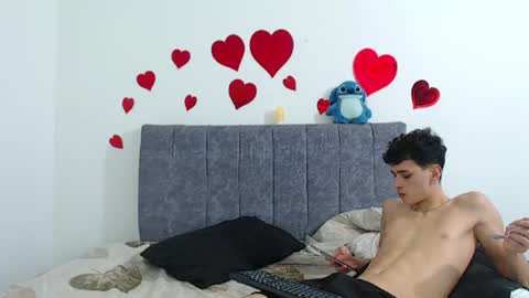 Ruby and Vanie online show from July 17, 11:09 pm
