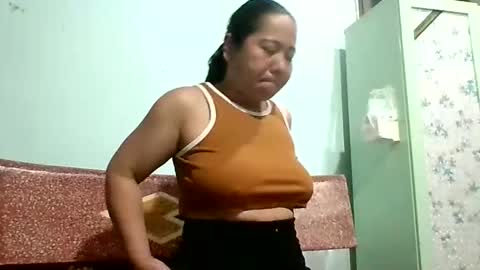 ruby_chann online show from April 19, 10:01 pm