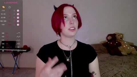 Snapshot of ruby_flame chatting on October 25, 8:25 pm Ruby Flame online show from October 25, 8:25 pm