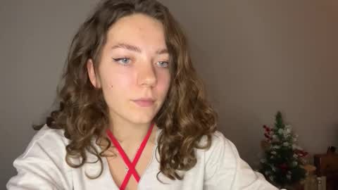 Snapshot of ruby_flame77 chatting on January 8, 8:11 pm AYSHE online show from January 8, 8:11 pm