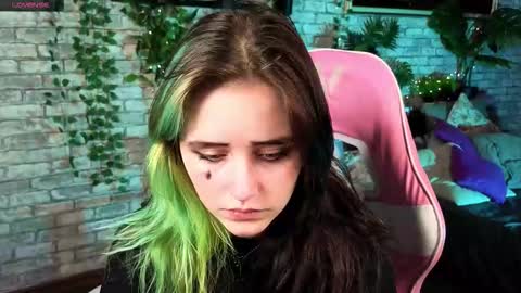 Ilona online show from March 8, 8:45 pm