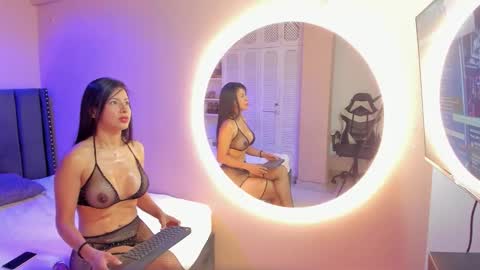 Snapshot of ruby_tylor chatting on December 17, 12:33 pm ruby online show from December 17, 12:33 pm