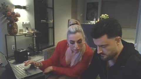 Snapshot of rubyroseandtastytim chatting on March 29, 12:21 am rubyroseandtastytim online show from March 29, 12:21 am
