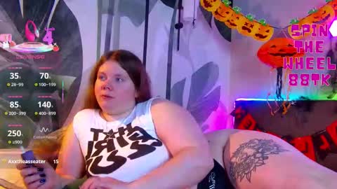 Snapshot of rubyvalen chatting on October 25, 1:46 am Ruby online show from October 25, 1:46 am